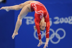 乐鱼体育app下载地址-勇士队史传奇：张伯伦、里克巴里、库里，他们的贡献如何？，张伯伦vs里德